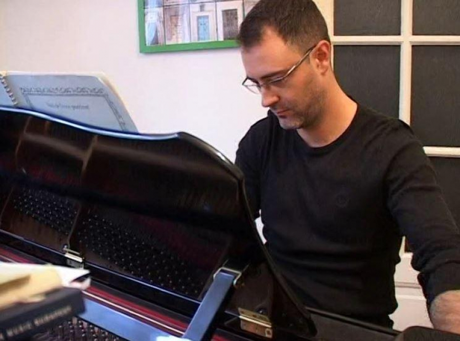 Ştefan Doniga, în recital la Liceul de Artă