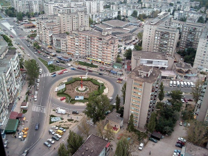 Anvelopare cu nereguli de mediu la un bloc din Galați