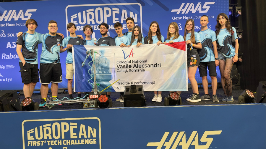 Performanţă europeană pentru „ByteForce”. Locul 1 la programare pentru roboticienii de la CNVA