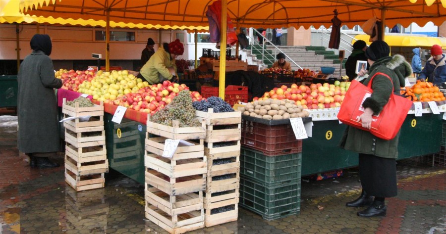 Preţurile au mai intrat la apă, în pieţe