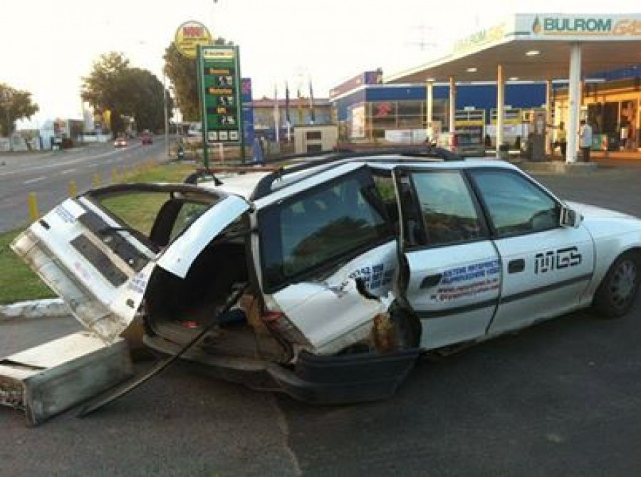 Neatenţia şi graba au provocat accidente în lanţ pe şoseaua de centură