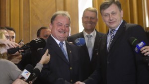 PNL şi PDL vor să ajungă la &quot;un mare partid de centru-dreapta&quot;, prin fuziune