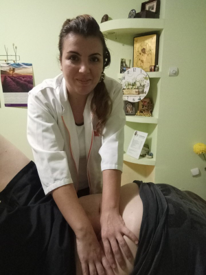 Medicină tradiţională rusă, la Galaţi. Cum pot fi eliminate BOLILE cu mâna