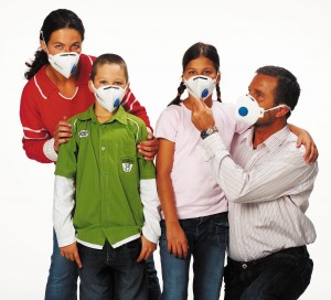 Specialiştii atenţionează: Gripa ne poate afecta chiar şi după imunizare