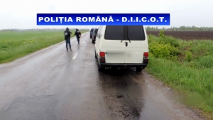 Contrabandişti prinși în trafic, la Galați (VIDEO)