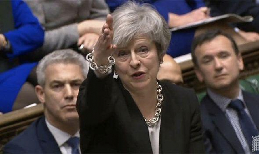 Theresa May, sub presiunea propriului partid