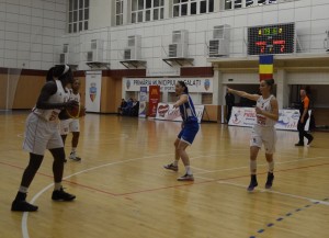 Romina Filip în meciul tur cu CSM Târgoviște (foto Sonia Baciu)