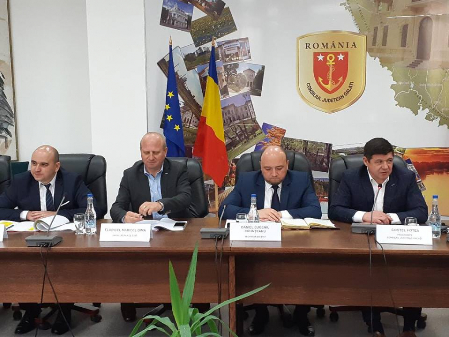 Proiectele de irigaţii din judeţ, discutate cu reprezentanţii Ministerului Agriculturii