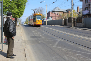 După strada Brăilei, altă arteră importantă închisă traficului. Tasarea a afectat carosabilul şi linia de tramvai (HARTĂ)