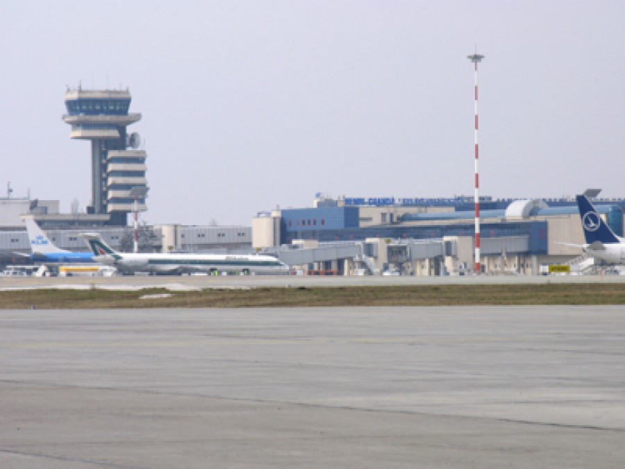 Cursele low cost se mută pe aeroportul Otopeni din martie 2012 / Patru euro costul suplimentar