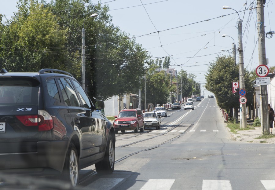 INTERSECŢIA Basarabiei - Traian se ÎNCHIDE!