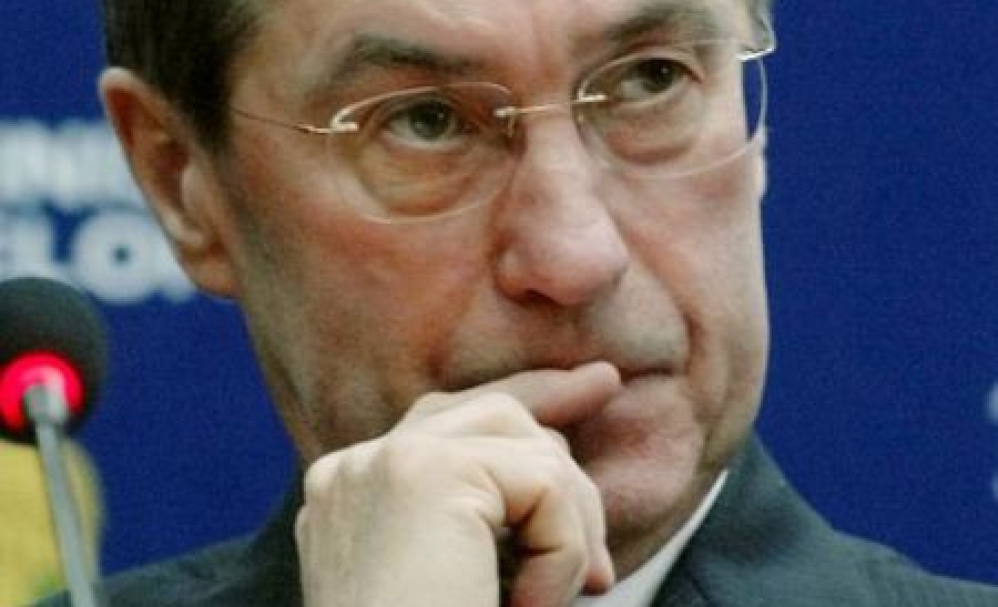 Ministrul francez de Interne critică "delincvenţa comisă de români" în Franţa, "deosebit de crudă"
