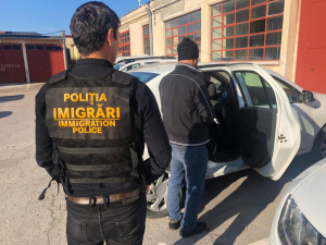 Veniți ilegal, refuzați de România