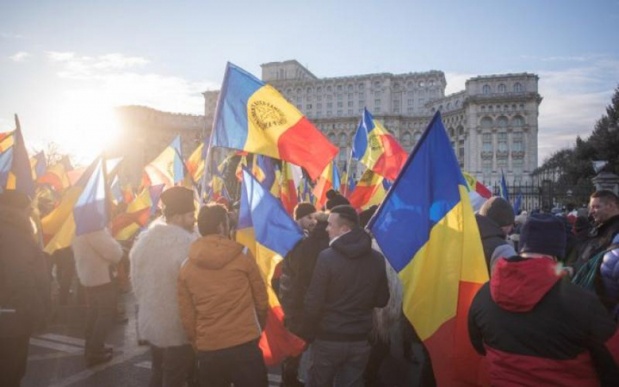 Protest cu vandalisme împotriva certificatului COVID