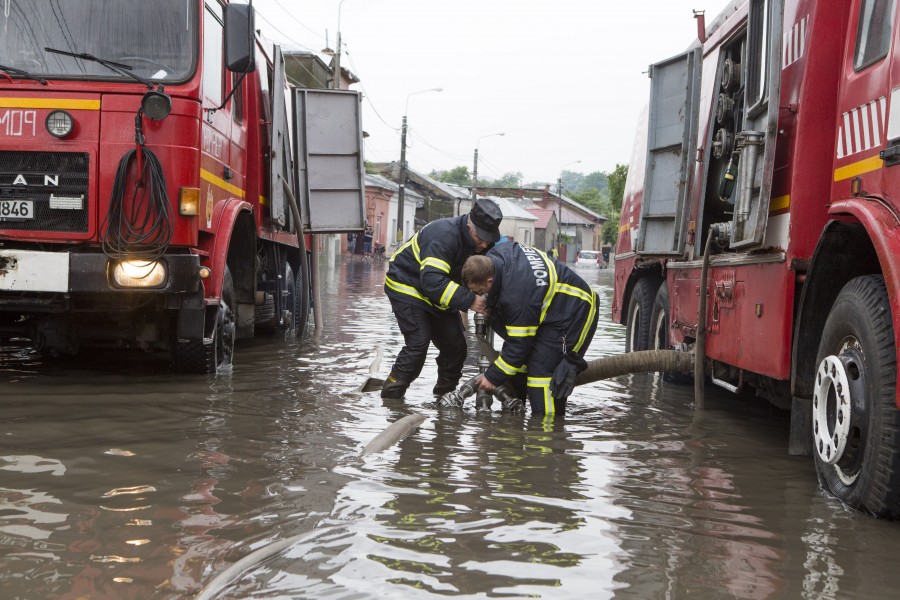 95 de milioane de euro pentru canalizarea Galaţiului/ INVESTIŢIE îngropată în BIROCRAŢIE