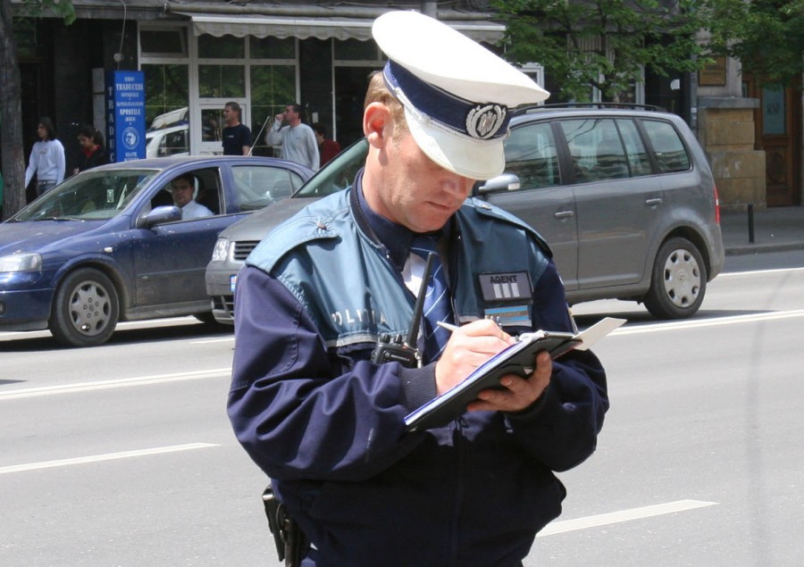 Poliţiştii, sus pe baricade. În ultimele 24 de ore au fost aplicate peste 6.800 de sancţiuni contravenţionale