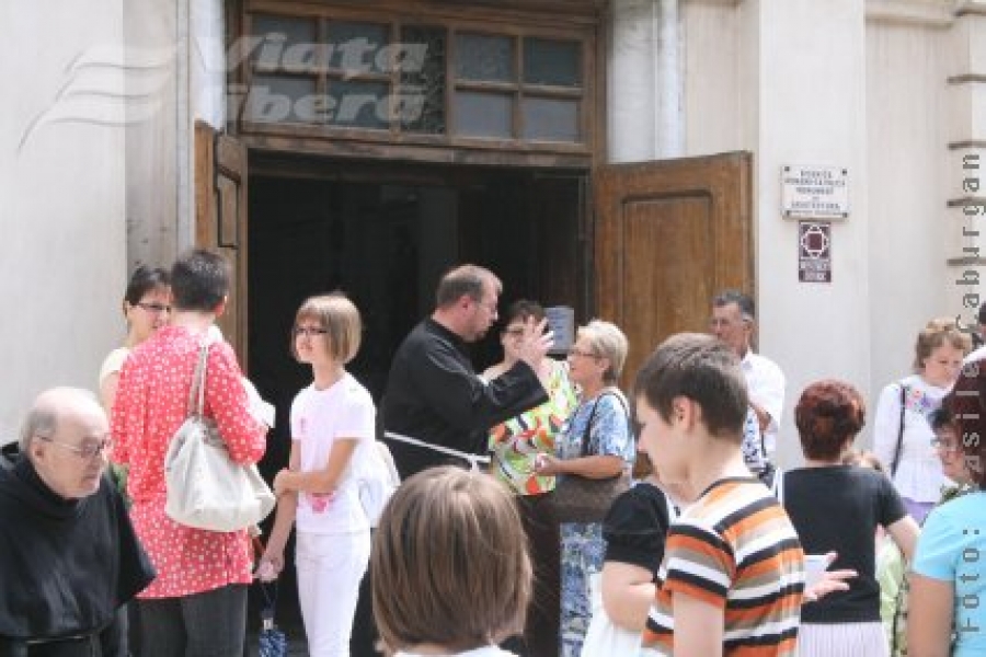 Protest prin… rugăciune, la Biserica Romano-Catolică