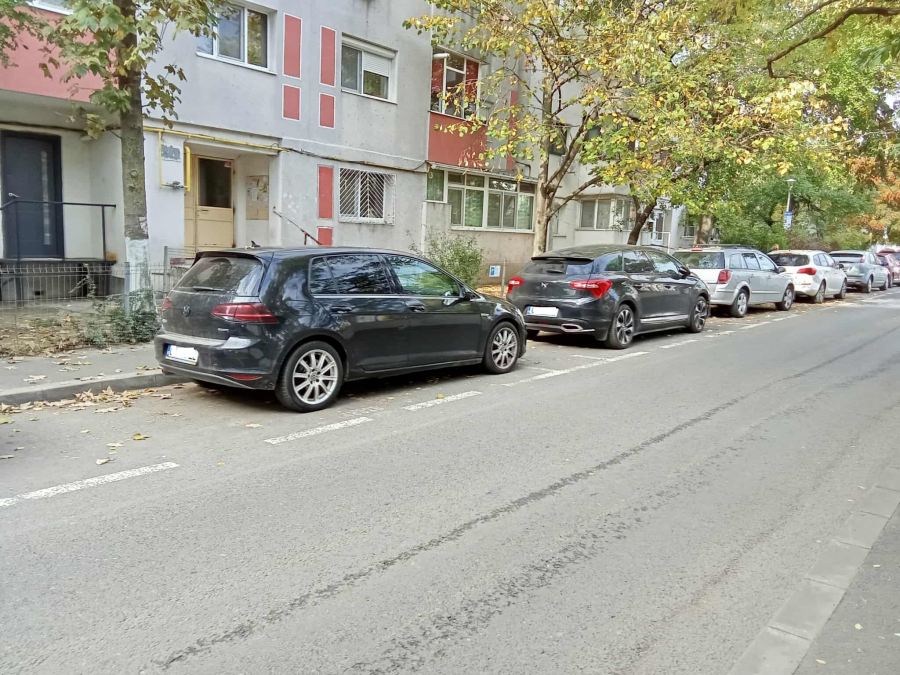 Peste 650 de cereri de locuri de parcare respinse, din 1.700 de dosare depuse