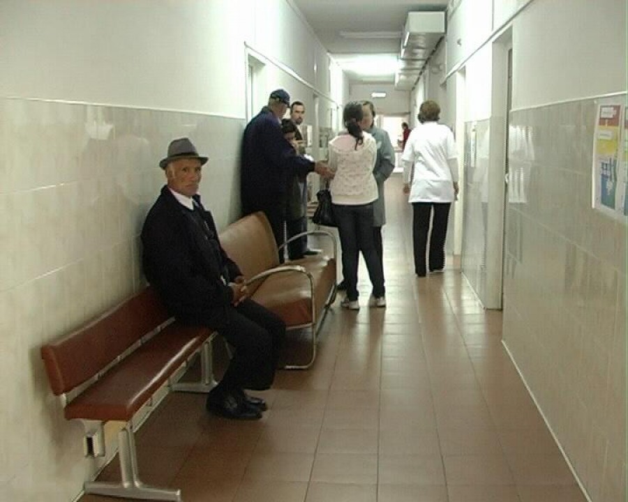 Aproape 3.000 de gălăţeni, DEPISTAŢI cu viroze şi pneumonii