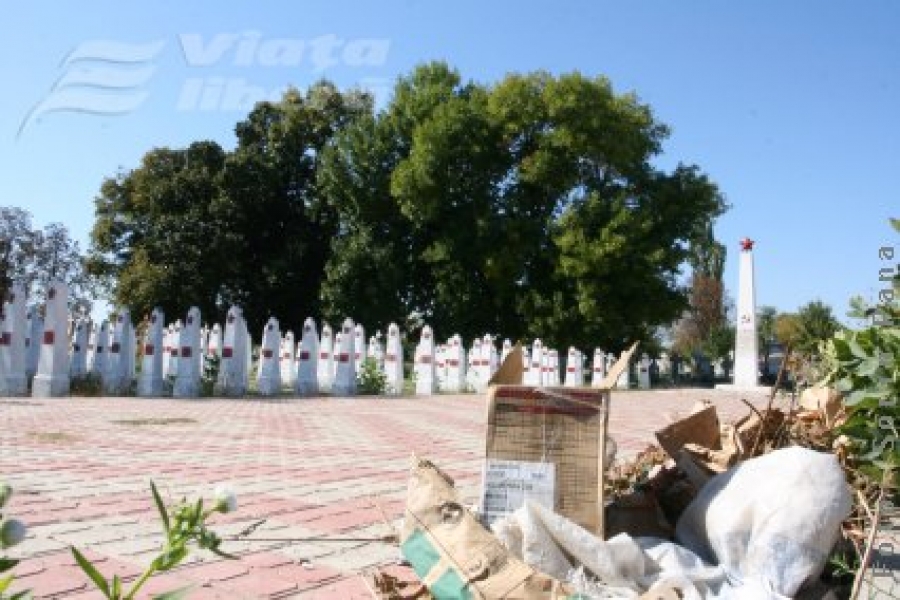 Cum nu au vandalizat gălăţenii cimitirul sovietic