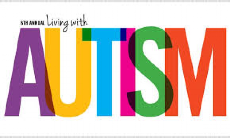 Autismul poate fi detectat încă de la naştere