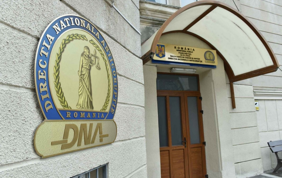 Șeful Vămii București, reținut de DNA