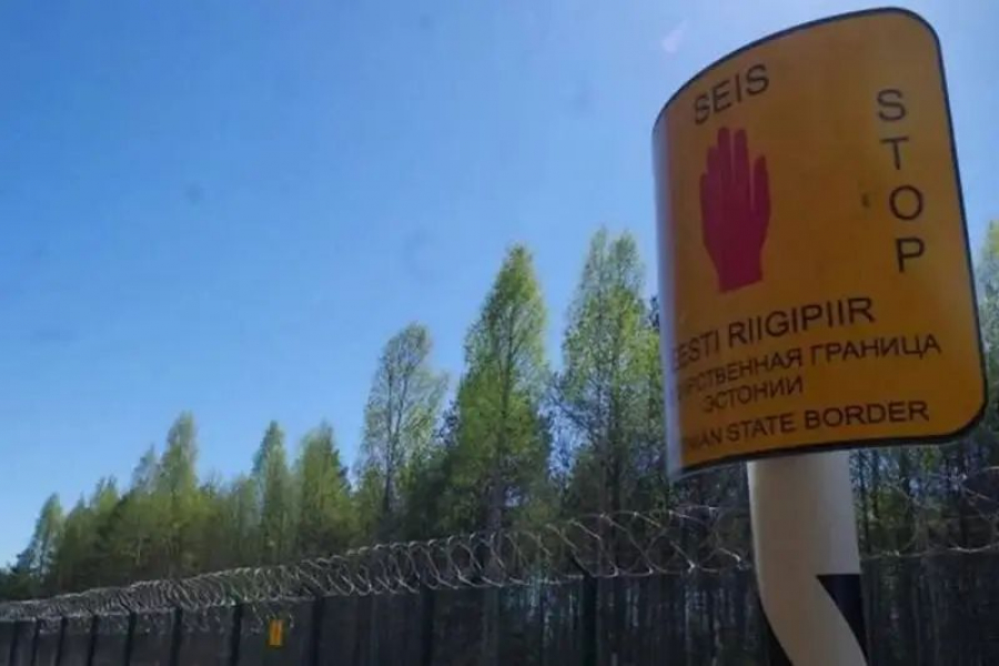 Gard de sârmă ghimpată între Estonia și Rusia, după intensificarea crizei migranţilor