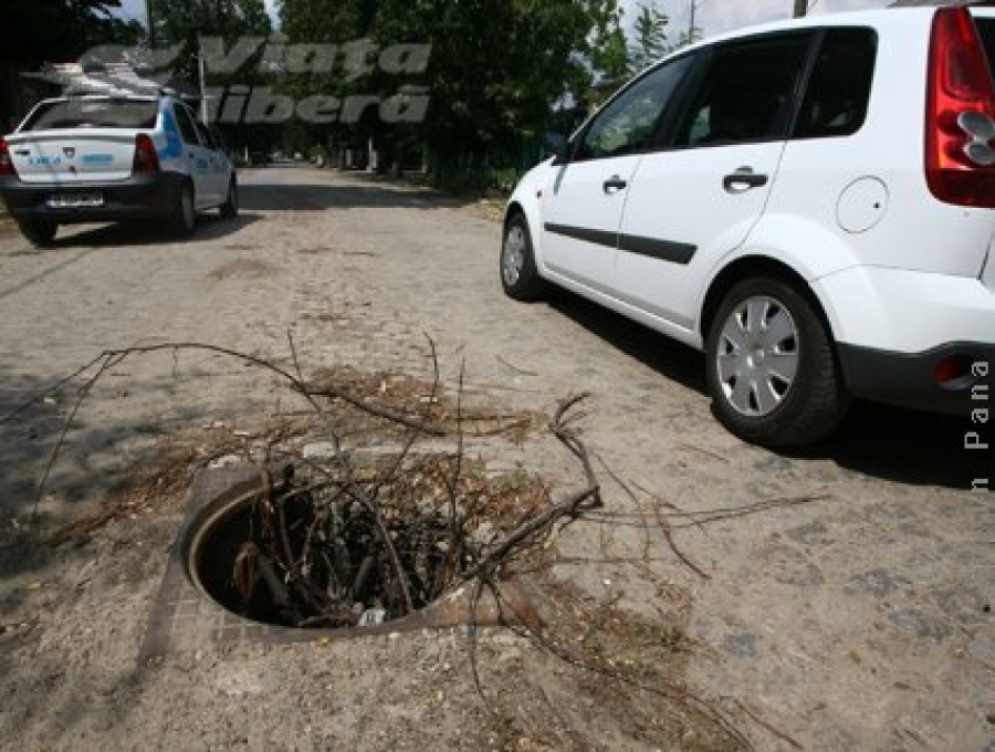 „Fără capac” story