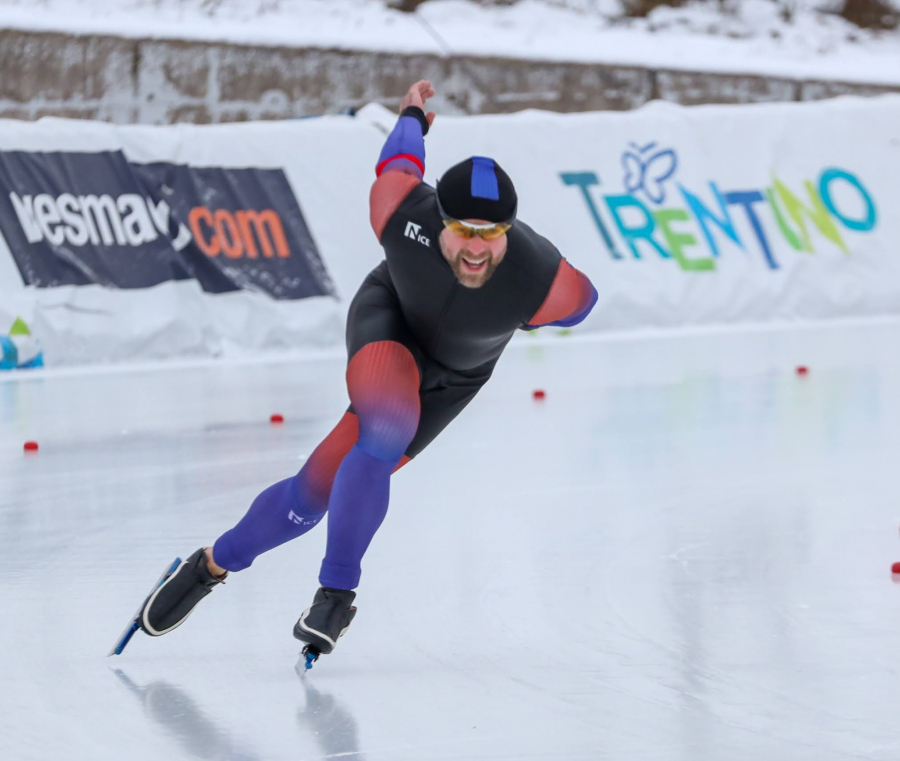 Locul întâi în Italia, la patinaj viteză