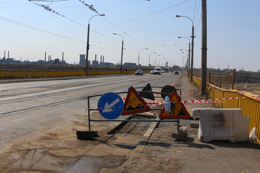 Documentaţie de 75.000 de lei pentru reabilitarea Viaductului