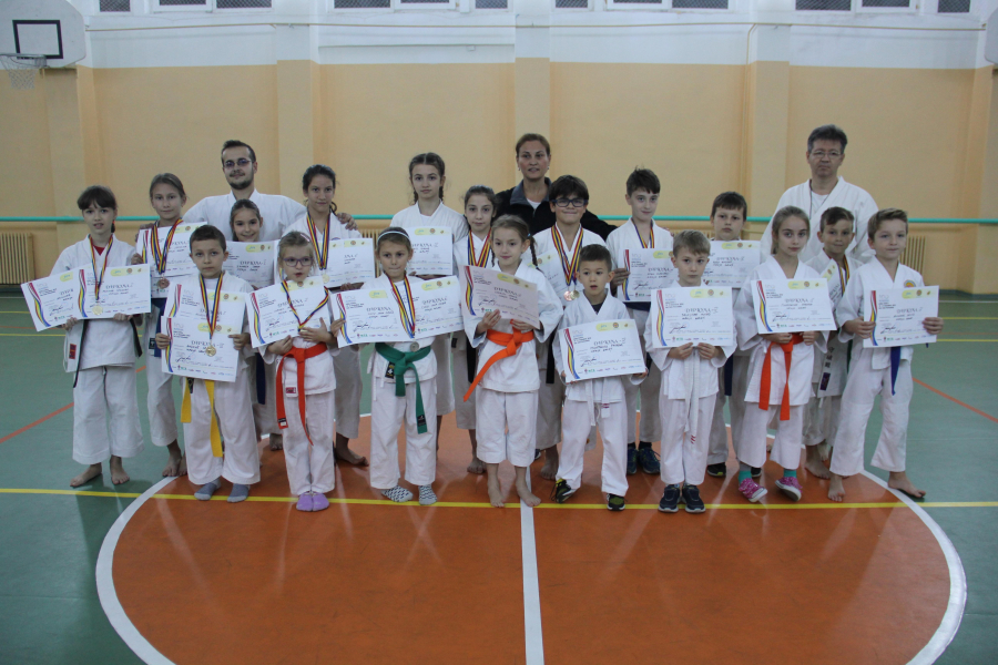 Karateka gălățeni, 11 titluri de campioni