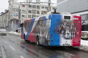 De astăzi, pe străzile Galaţiului, autobuze decorate în culorile Oţelului