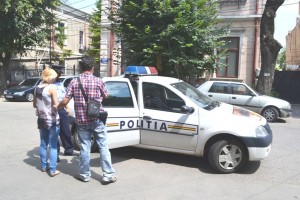Deţinuţii gălăţeni fac victime la Brăila şi Cluj folosind metoda &quot;accidentul&quot;
