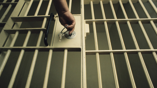 Ridicați de polițiști și încarcerați în Penitenciarul de Maximă Siguranță Galați