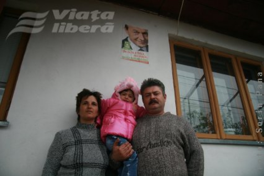 „La Mulţi Ani”, cumetre Traian Băsescu!  