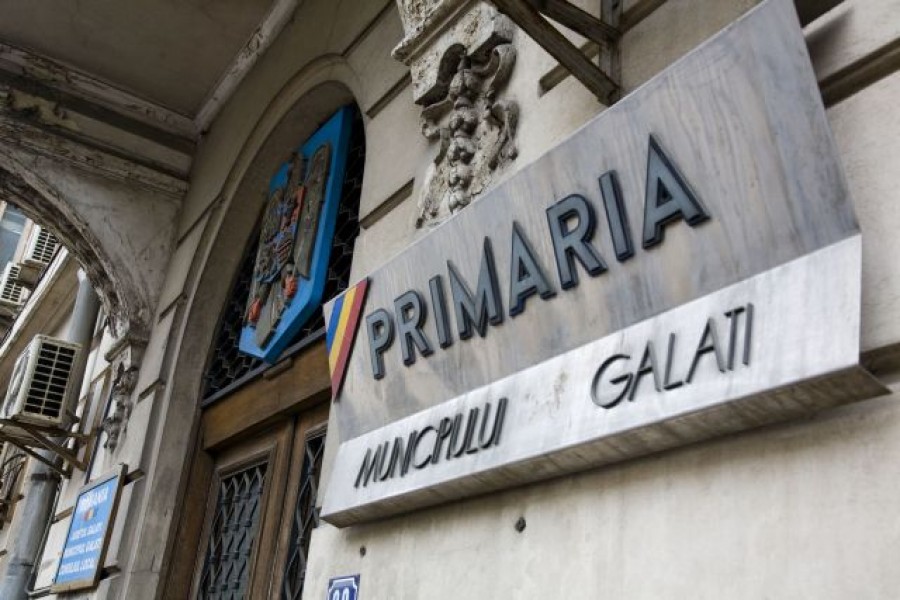 Controverse la un contract de 3,2 milioane de lei: Brăilenii au suspendat o licitaţie la Primăria Galaţi