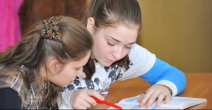 Bilanţ la Fundaţia &quot;Inimă de Copil&quot;. Sute de copii, mai fericiţi de Crăciun