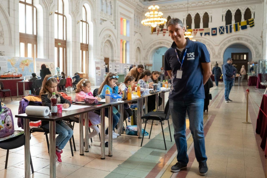 Mici artişti, posibili viitori navalişti, premiaţi de Damen