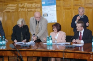 Casă ecologică, în campusul universitar