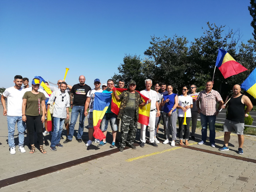 Pe cont propriu sau organizat, gălăţenii au plecat la protestul de la Bucureşti. Viața liberă LIVE PROTEST DIASPORA