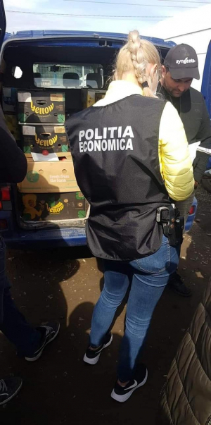 Poliția a descins din nou în piața de la Matca