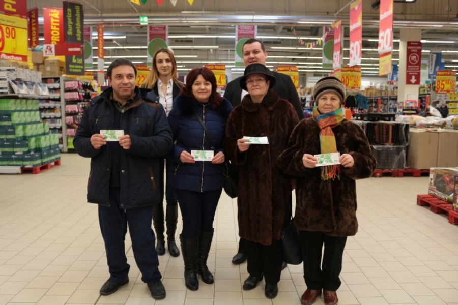 ”VIAȚA LIBERĂ te informează, AUCHAN te premiază”. VOUCHERE de 500 de lei pentru patru cititori norocoşi