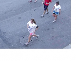 Ambie Miller, în timpul cursei de maraton de la Chicago