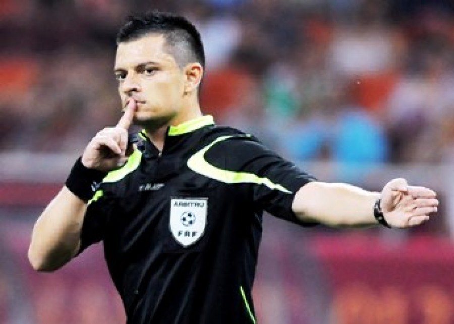 Steaua, ajutată grosolan de arbitri să scape cu un egal la Galaţi