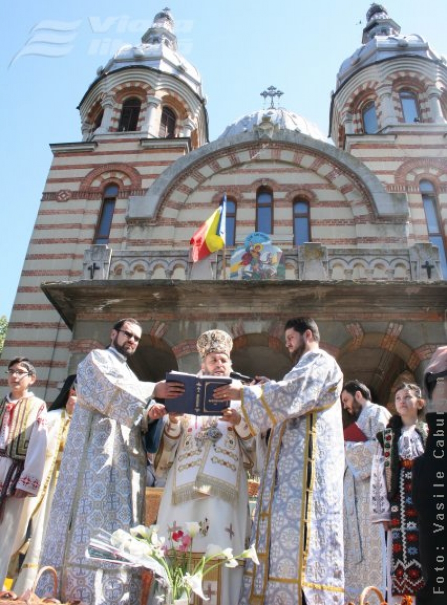 Dulce primăvară la Tecuci, de Sf.Gheorghe