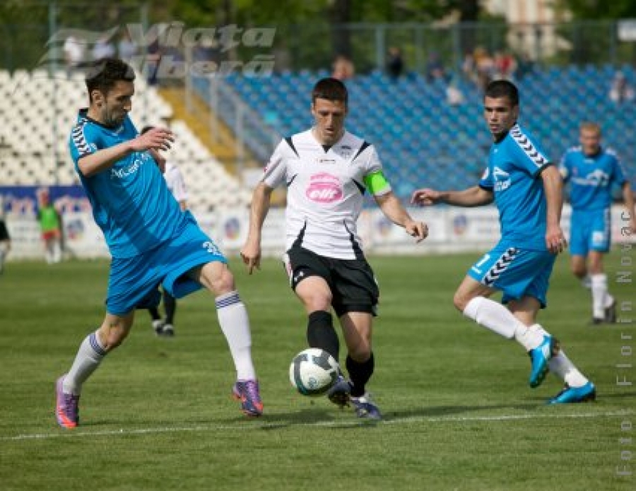 S.O.S. omul de gol! 