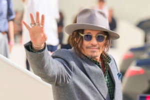 Johnny Depp se întoarce la Hollywood