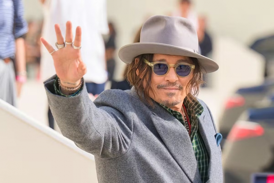 Johnny Depp se întoarce la Hollywood