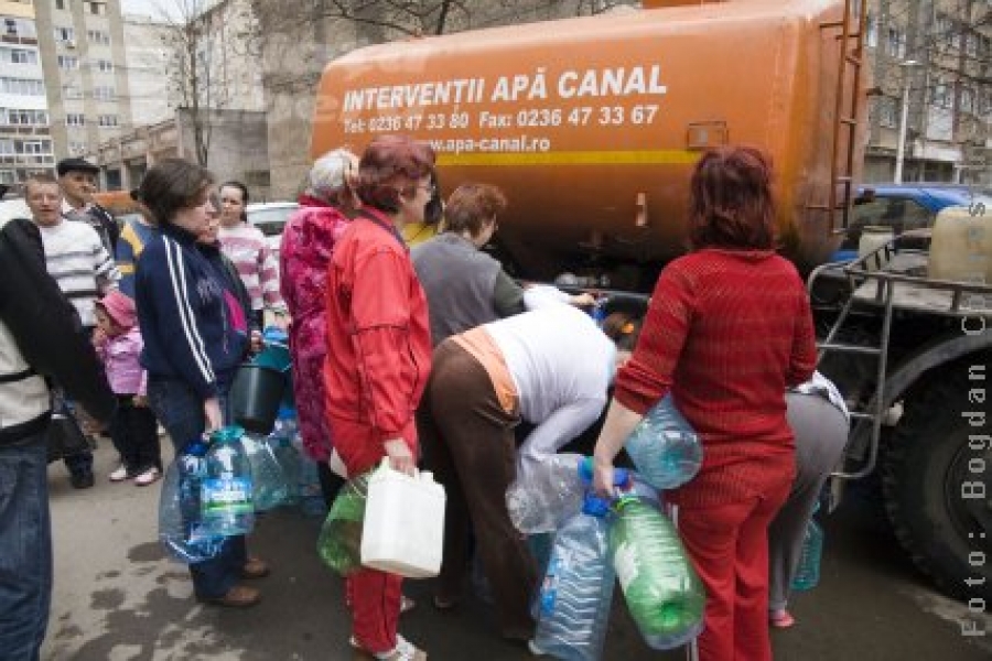 Bem apă cu porţia 