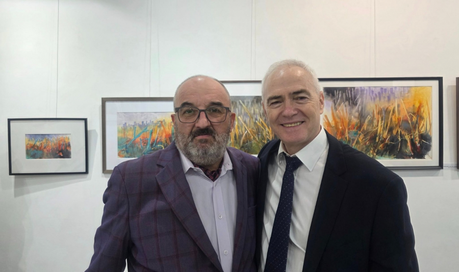 Un vernisaj de neuitat. Lucian Jitariuc şi Vasile Trandafir expun la Galaţi